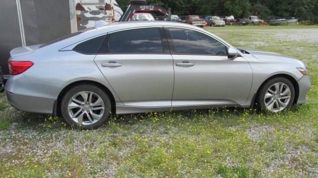 2018 Honda Accord LX   - Photo 1 - Carrollton, KY 41008