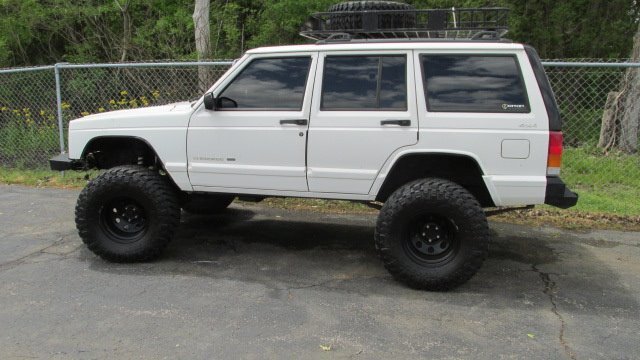 2001 Jeep Cherokee Classic  