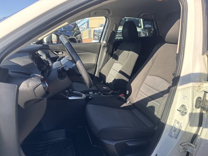 2017 Mazda CX-3 Sport  