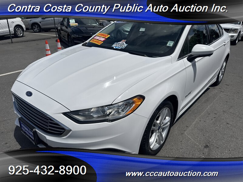 2018 Ford Fusion S's photo