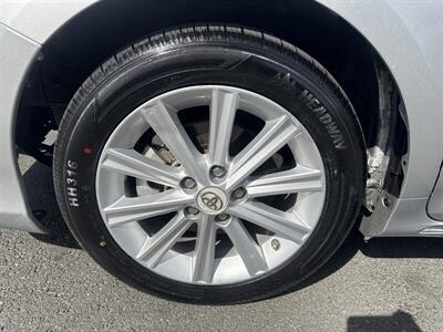 2012 Toyota Camry Hybrid XLE   - Photo 13 - Pittsburg, CA 94565