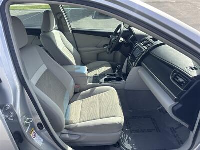 2012 Toyota Camry Hybrid XLE   - Photo 27 - Pittsburg, CA 94565