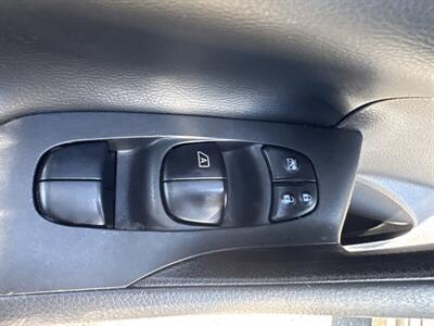 2017 Nissan Altima 2.5 S   - Photo 12 - Pittsburg, CA 94565-2812