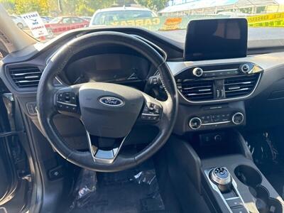 2020 Ford Escape SEL   - Photo 8 - Pittsburg, CA 94565-2812