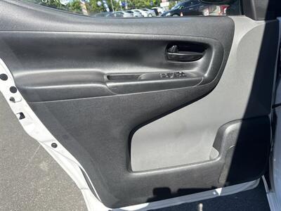 2017 Chevrolet City Express LT - Photo 10 - Pittsburg, CA 94565