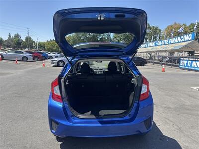 2015 Honda Fit LX   - Photo 19 - Pittsburg, CA 94565-2812