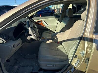 2010 Toyota Camry XLE V6   - Photo 7 - Pittsburg, CA 94565-2812