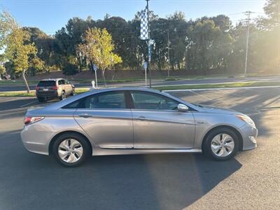 2014 Hyundai SONATA Hybrid   - Photo 22 - Pittsburg, CA 94565-2812