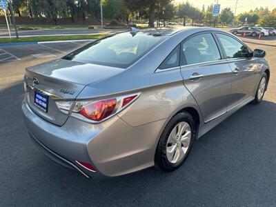 2014 Hyundai SONATA Hybrid   - Photo 21 - Pittsburg, CA 94565-2812