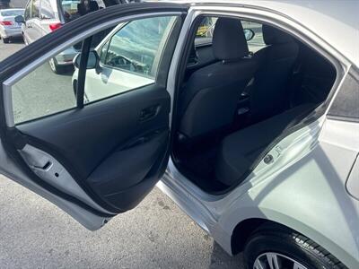 2023 Toyota Corolla LE   - Photo 15 - Pittsburg, CA 94565-2812
