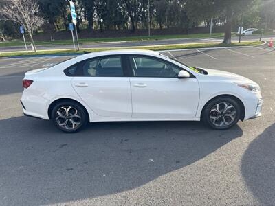 2021 Kia Forte LXS   - Photo 21 - Pittsburg, CA 94565-2812