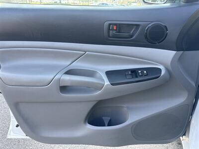 2013 Toyota Tacoma   - Photo 7 - Pittsburg, CA 94565-2812