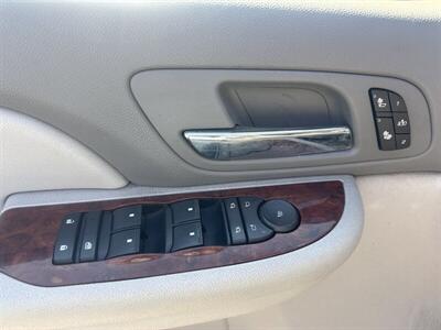 2009 Chevrolet Silverado 1500 LTZ   - Photo 8 - Pittsburg, CA 94565-2812