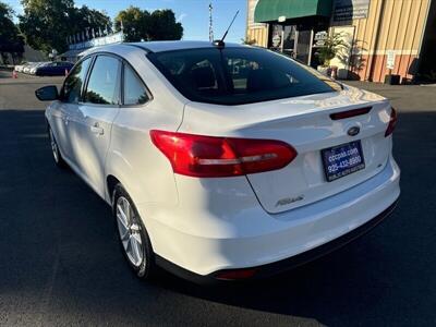 2017 Ford Focus SE   - Photo 16 - Pittsburg, CA 94565-2812