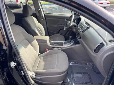 2011 Kia Sportage LX   - Photo 23 - Pittsburg, CA 94565-2812