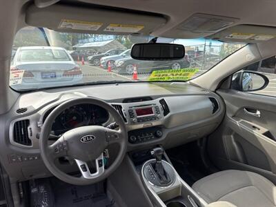 2011 Kia Sportage LX   - Photo 2 - Pittsburg, CA 94565-2812