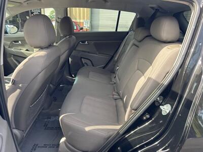 2011 Kia Sportage LX   - Photo 14 - Pittsburg, CA 94565-2812
