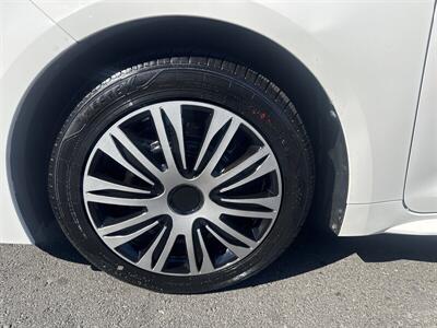 2020 Toyota Corolla LE   - Photo 12 - Pittsburg, CA 94565-2812