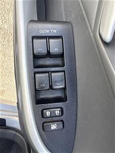 2011 Toyota Prius Five   - Photo 14 - Pittsburg, CA 94565-2812