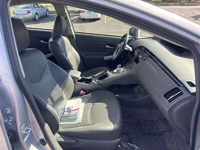 2011 Toyota Prius Five   - Photo 27 - Pittsburg, CA 94565-2812