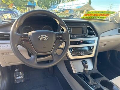 2016 Hyundai SONATA Hybrid   - Photo 8 - Pittsburg, CA 94565-2812