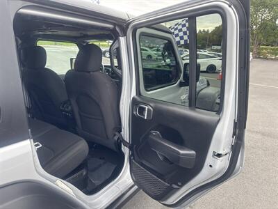 2023 Jeep Wrangler Willys 4xe - Photo 23 - Pittsburg, CA 94565-2812