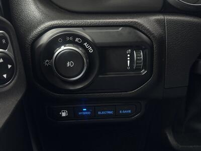 2023 Jeep Wrangler Willys 4xe - Photo 11 - Pittsburg, CA 94565-2812