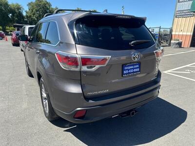 2014 Toyota Highlander XLE   - Photo 21 - Pittsburg, CA 94565-2812