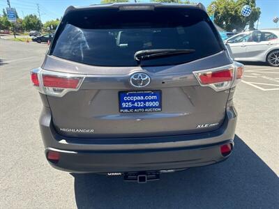 2014 Toyota Highlander XLE   - Photo 22 - Pittsburg, CA 94565-2812