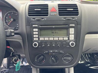 2008 Volkswagen Rabbit S PZEV   - Photo 6 - Pittsburg, CA 94565