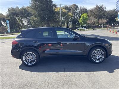 2012 Porsche Cayenne S Hybrid   - Photo 25 - Pittsburg, CA 94565-2812