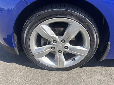 2014 Hyundai VELOSTER   - Photo 5 - Pittsburg, CA 94565-2812