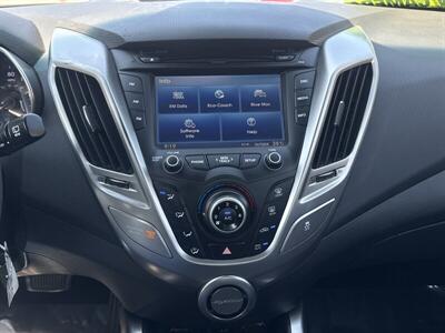 2014 Hyundai VELOSTER   - Photo 9 - Pittsburg, CA 94565-2812