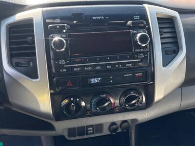 2012 Toyota Tacoma PreRunner V6   - Photo 10 - Pittsburg, CA 94565-2812