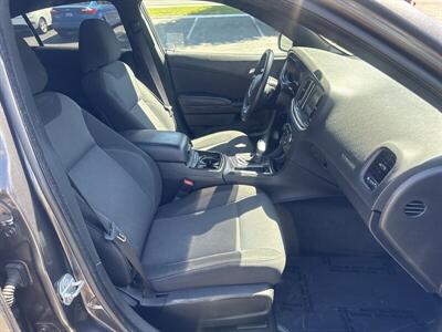 2017 Dodge Charger SE   - Photo 24 - Pittsburg, CA 94565-2812