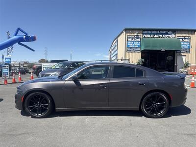 2017 Dodge Charger SE   - Photo 12 - Pittsburg, CA 94565-2812