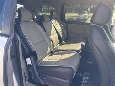 2017 Kia Sedona LX - Photo 25 - Pittsburg, CA 94565-2812
