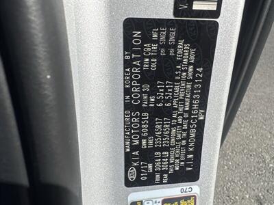 2017 Kia Sedona LX - Photo 32 - Pittsburg, CA 94565-2812