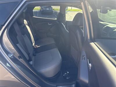 2012 Hyundai TUCSON Limited w/Navi   - Photo 22 - Pittsburg, CA 94565-2812