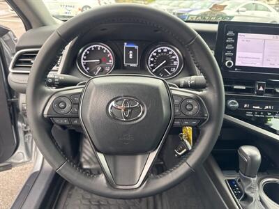 2024 Toyota Camry SE   - Photo 8 - Pittsburg, CA 94565-2812