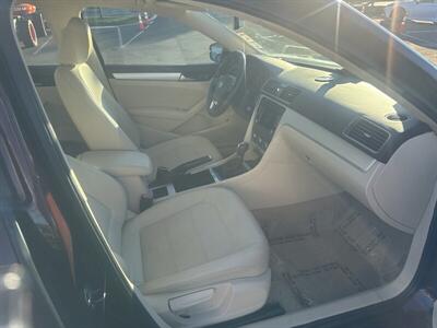 2012 Volkswagen Passat SE PZEV   - Photo 22 - Pittsburg, CA 94565-2812