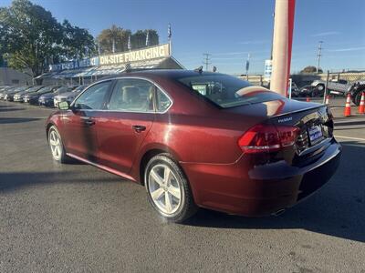 2012 Volkswagen Passat SE PZEV   - Photo 16 - Pittsburg, CA 94565-2812
