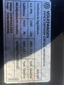 2012 Volkswagen Passat SE PZEV   - Photo 11 - Pittsburg, CA 94565-2812