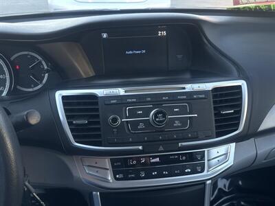 2015 Honda Accord LX   - Photo 10 - Pittsburg, CA 94565-2812