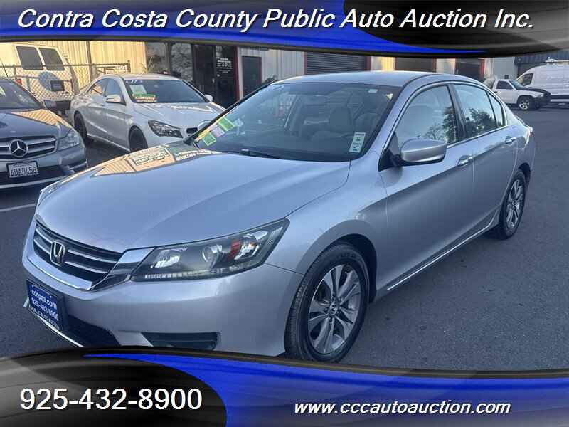 2015 Honda Accord LX's photo