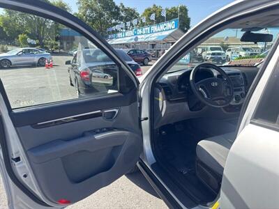 2010 Hyundai SANTA FE GLS   - Photo 6 - Pittsburg, CA 94565-2812