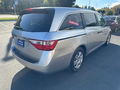 2013 Honda Odyssey LX   - Photo 20 - Pittsburg, CA 94565-2812