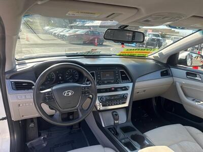 2016 Hyundai SONATA Hybrid SE   - Photo 2 - Pittsburg, CA 94565-2812