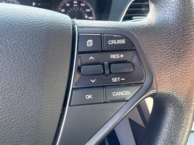 2016 Hyundai SONATA Hybrid SE   - Photo 11 - Pittsburg, CA 94565-2812
