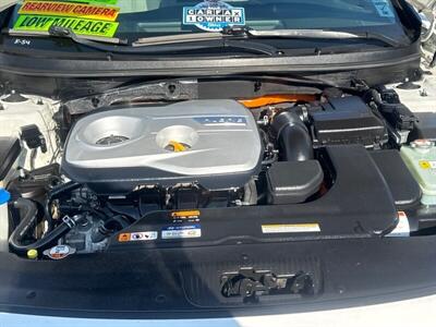 2016 Hyundai SONATA Hybrid SE   - Photo 25 - Pittsburg, CA 94565-2812